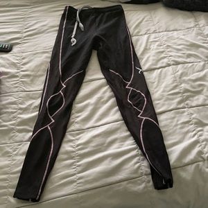CWX XS black/lavender stitch leggings compression